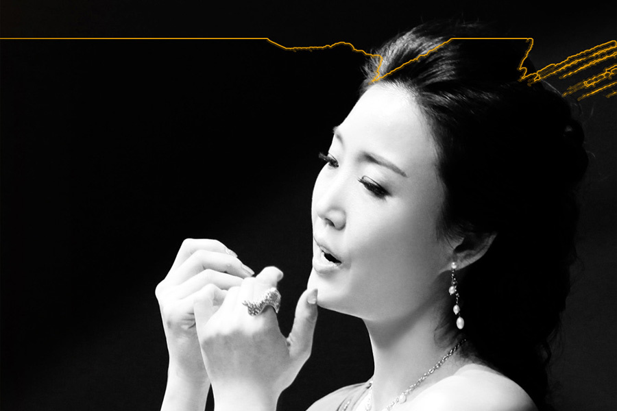 박경준의 스테이지 10호. 커버스토리. 정꽃님 : 소프라노. 단국대학교 예술대학 교수